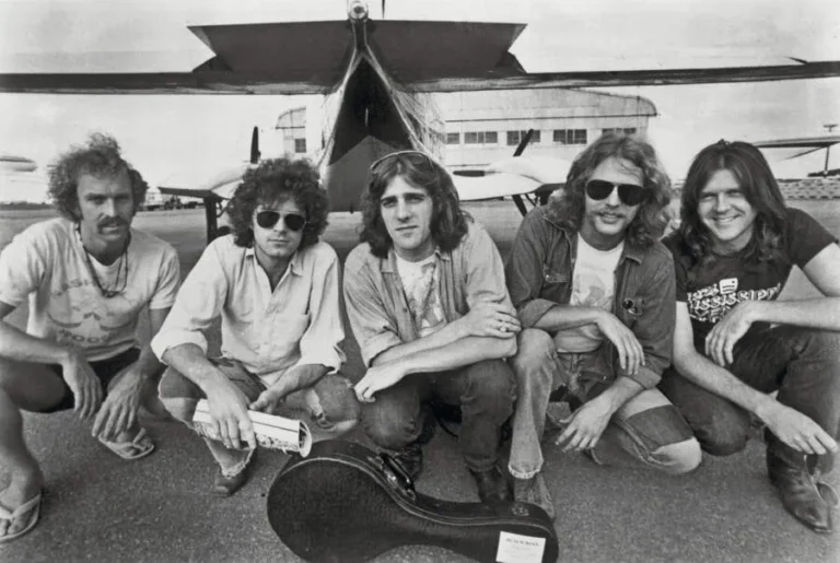 Don Henley Reflects on the Making of the Eagles’ Hotel California