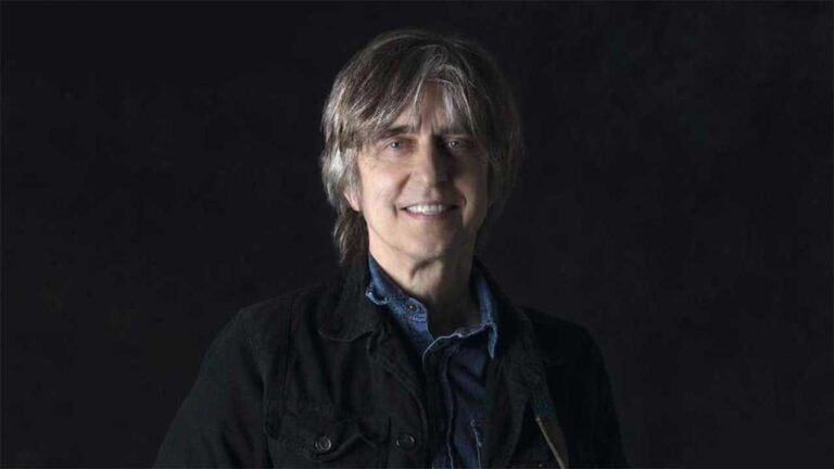 Eric Johnson Breaks Down the Music That Made Him: From Hendrix to Stevie Wonder