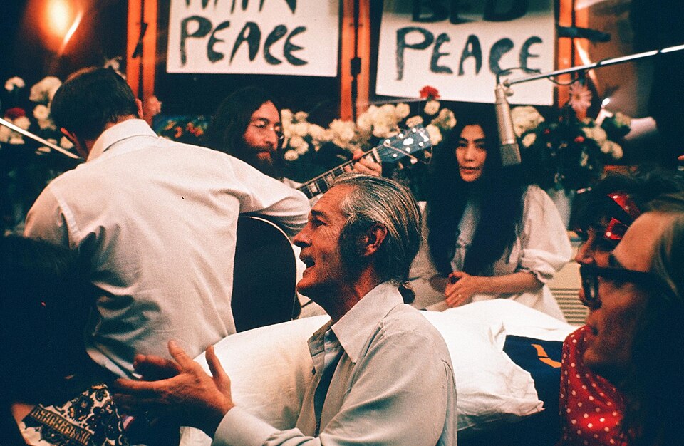 Yoko Ono