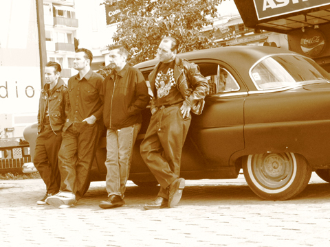 Social Distortion