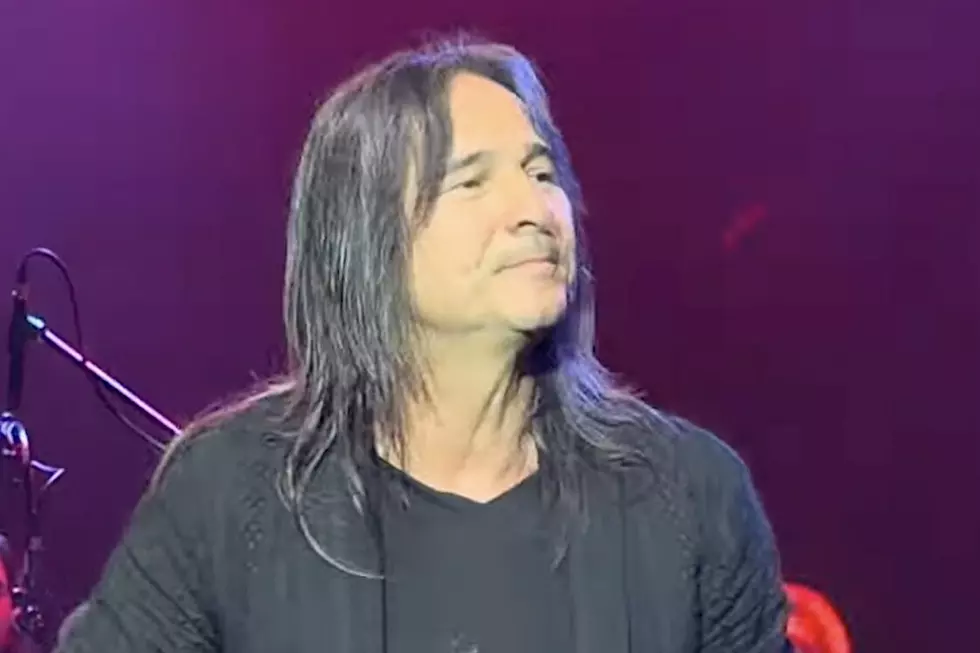 Journey brought out longtime tribute singer Hugo Valenti for a pair of shows in Japan.